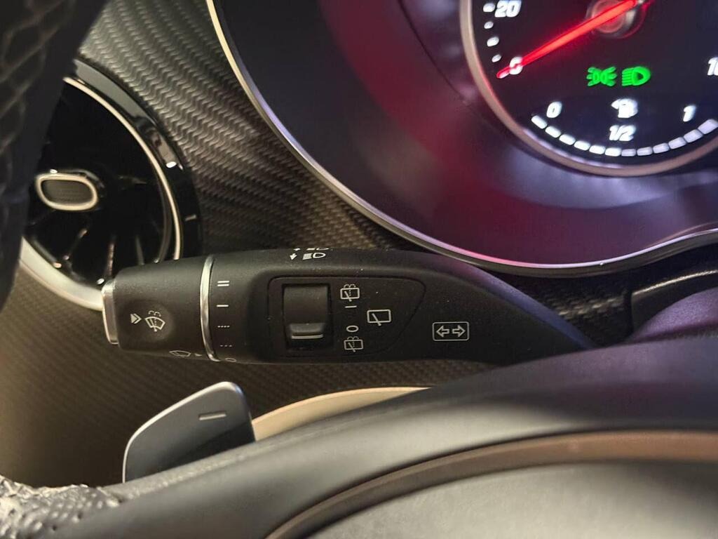 
								2023 Mercedes-Benz V Class 2.0 V300d AMG Line G-Tronic+ full									