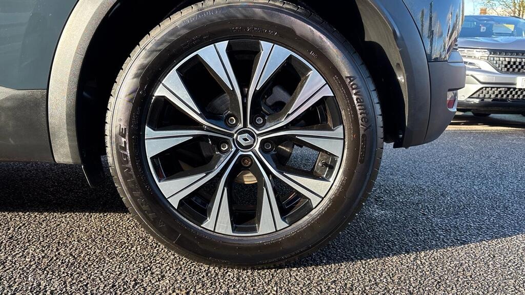 
								2023 Renault Captur 1.6 E-TECH evolution Auto full									