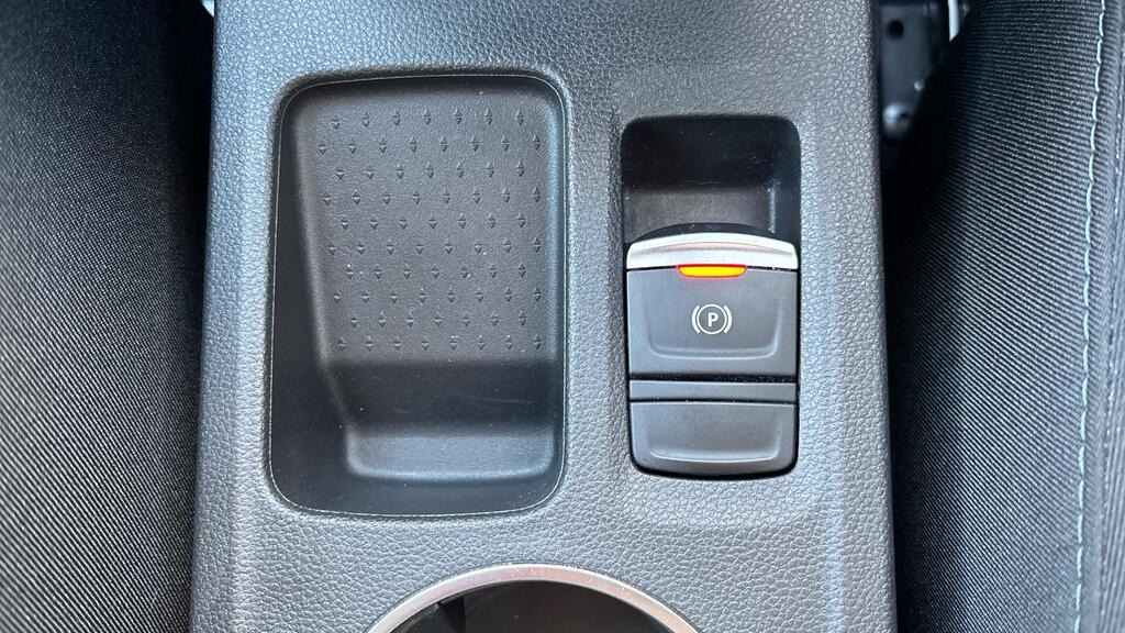 
								2023 Renault Captur 1.6 E-TECH evolution Auto full									