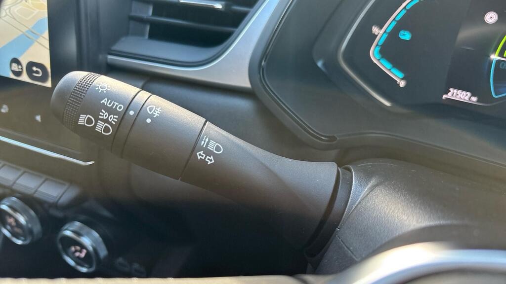 
								2023 Renault Captur 1.6 E-TECH evolution Auto full									