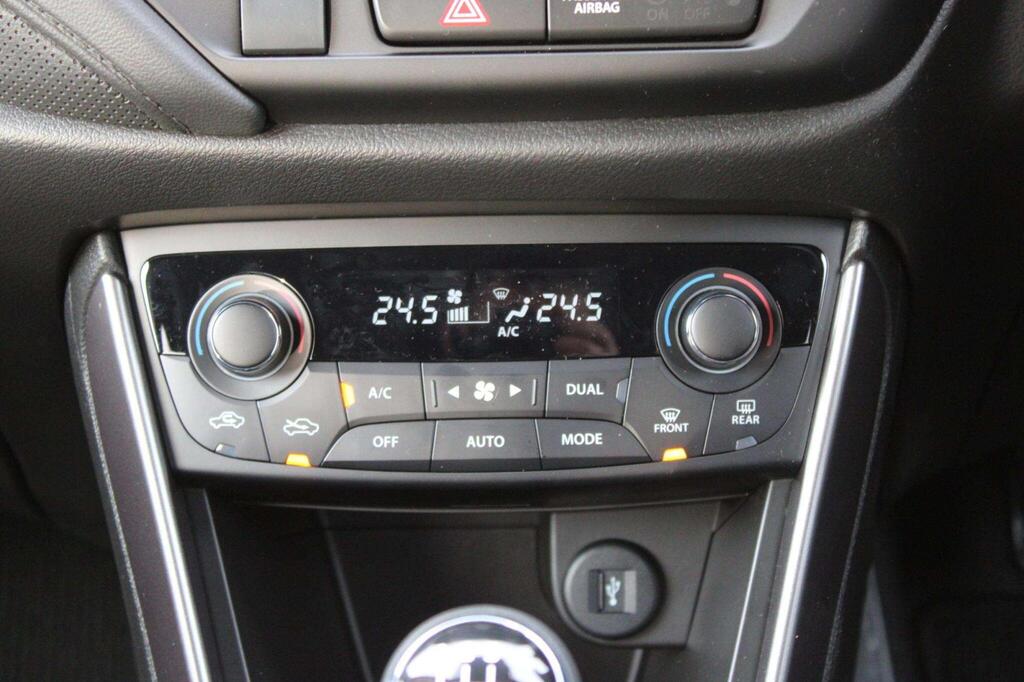 
								2025 Suzuki S-Cross 1.4 Boosterjet MHEV Motion full									