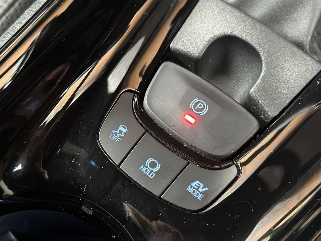 
								2021 Toyota C-HR 2.0 VVT-h Orange Edition CVT full									