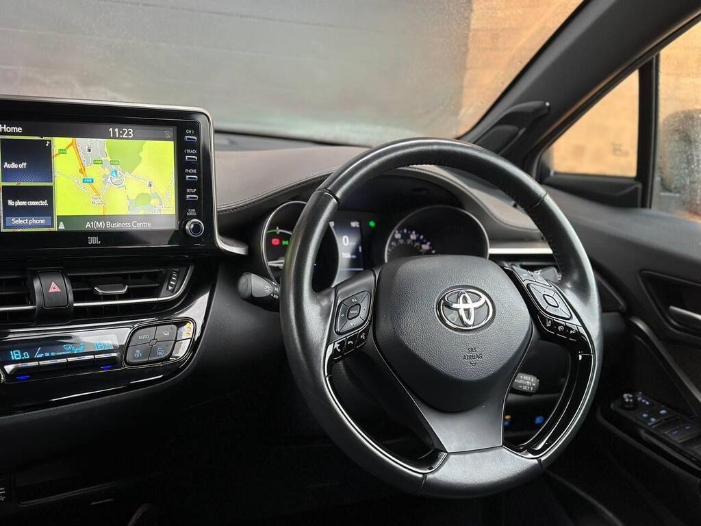 
								2021 Toyota C-HR 2.0 VVT-h Orange Edition CVT full									