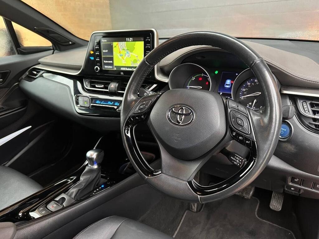 
								2021 Toyota C-HR 2.0 VVT-h Orange Edition CVT full									