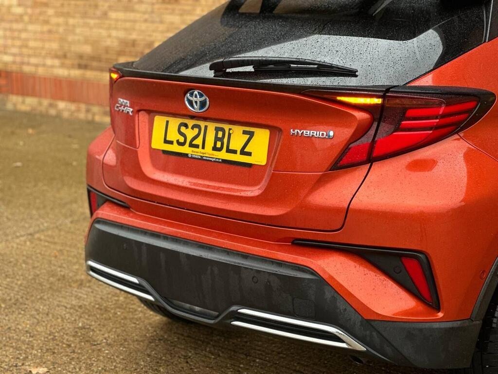 
								2021 Toyota C-HR 2.0 VVT-h Orange Edition CVT full									