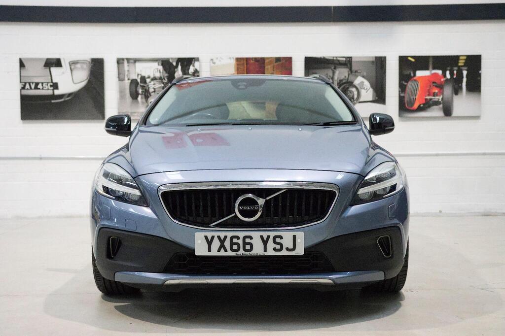 2016 Volvo V40 Cross Country 2.0 D3