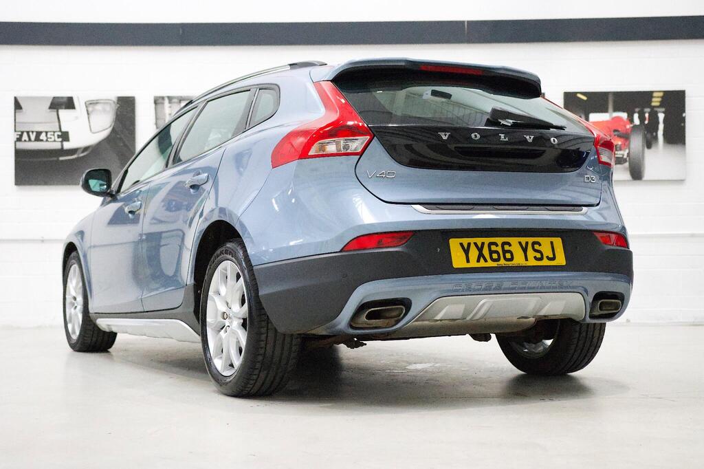 2016 Volvo V40 Cross Country 2.0 D3
