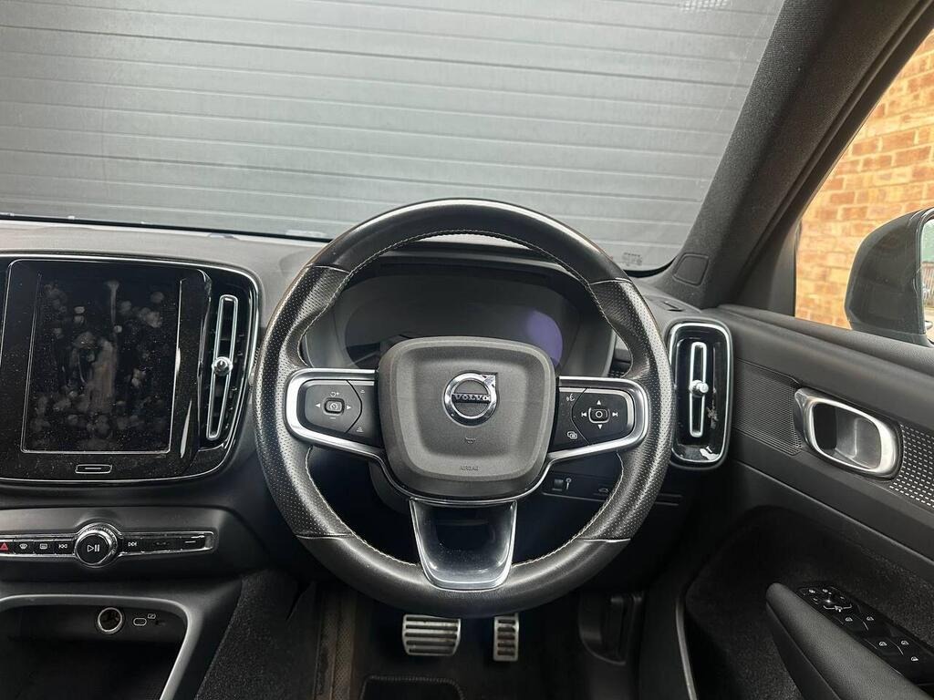 
								2021 Volvo XC40 Recharge Twin 78kWh Auto AWD full									