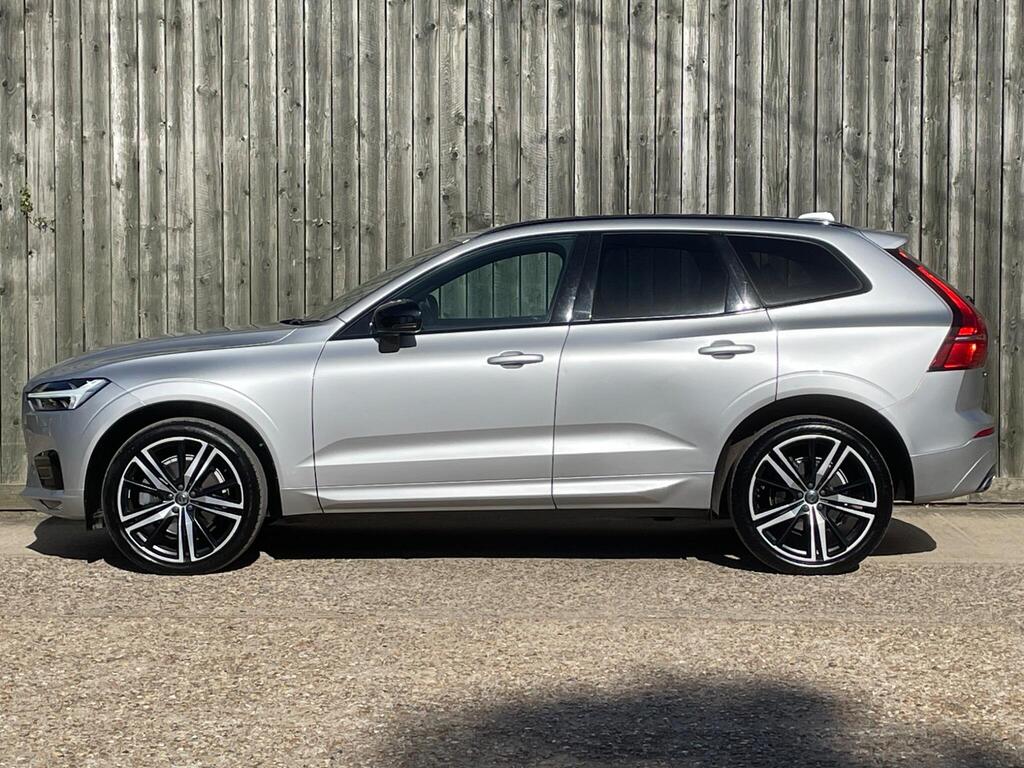 2020 Volvo XC60 2.0 B5 MHEV R-Design