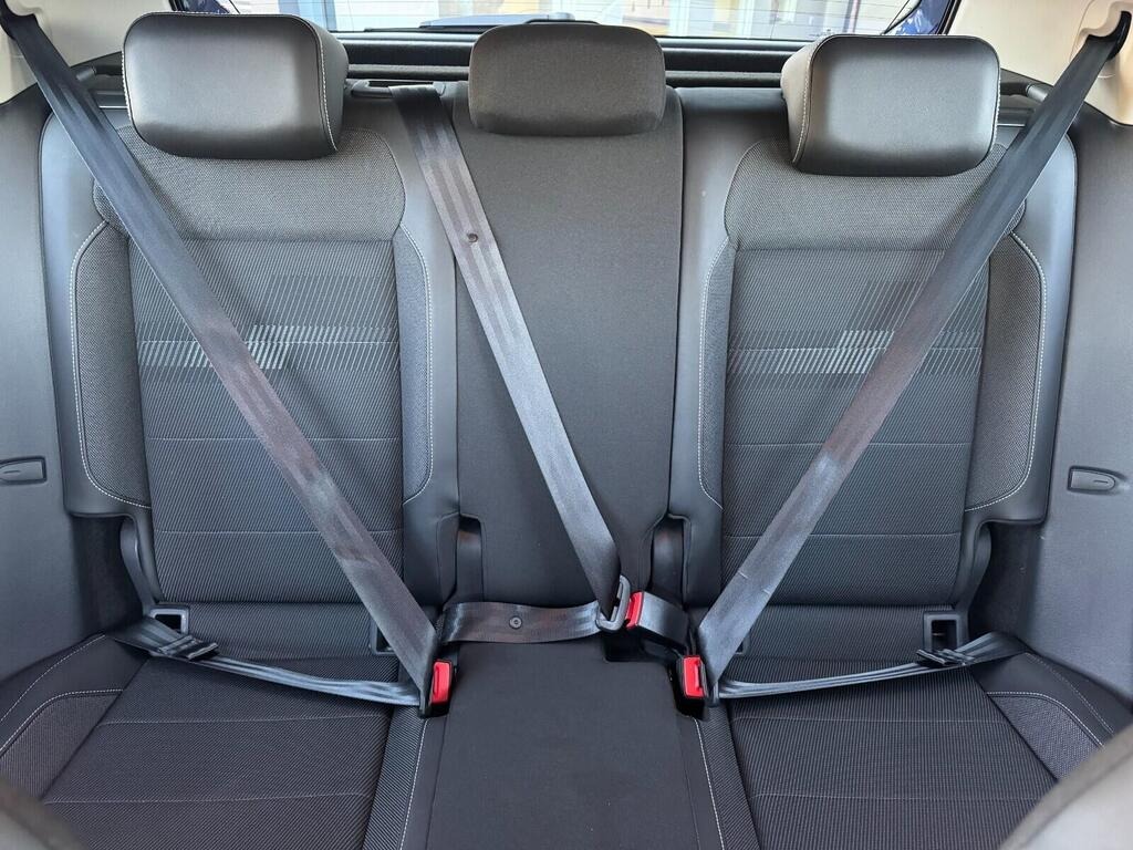 
								2021 Volkswagen T-Cross 1.0 TSI Black Edition full									