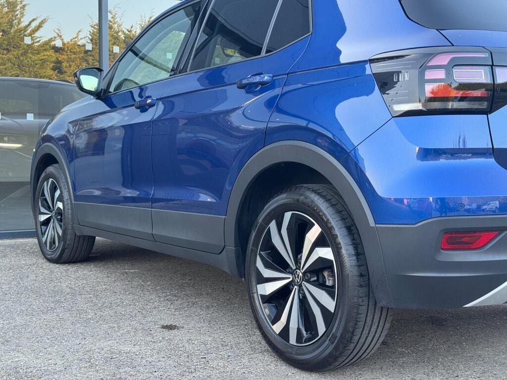 
								2021 Volkswagen T-Cross 1.0 TSI Black Edition full									