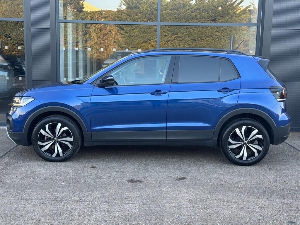 
								2021 Volkswagen T-Cross 1.0 TSI Black Edition full									
