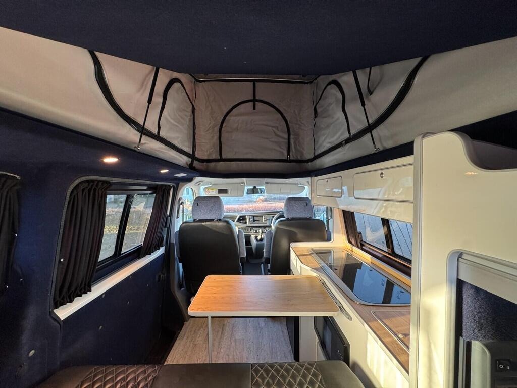 
								2024 Volkswagen Transporter 2.0 TDI 110 Highline full									