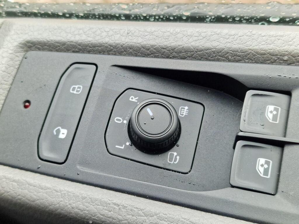 
								2024 Volkswagen Transporter 2.0 TDI 110 Highline full									