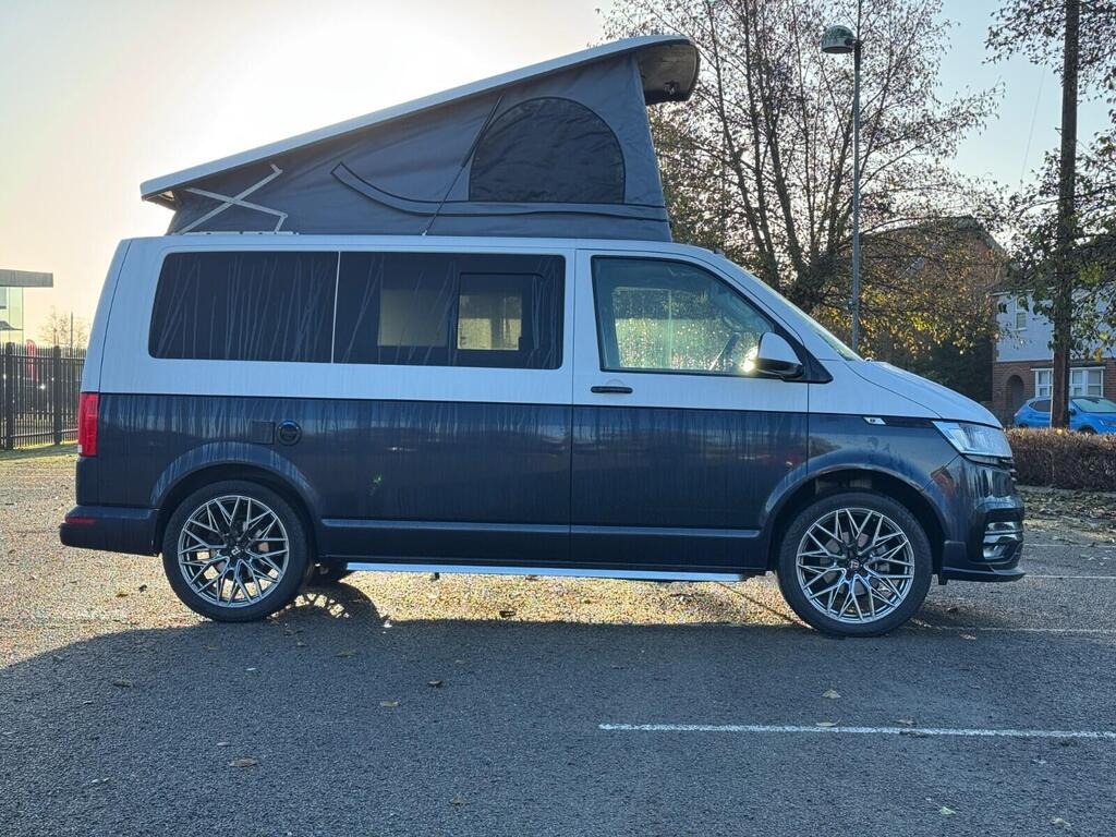 
								2024 Volkswagen Transporter 2.0 TDI 110 Highline full									