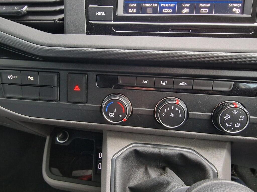 
								2024 Volkswagen Transporter 2.0 TDI 110 Highline full									