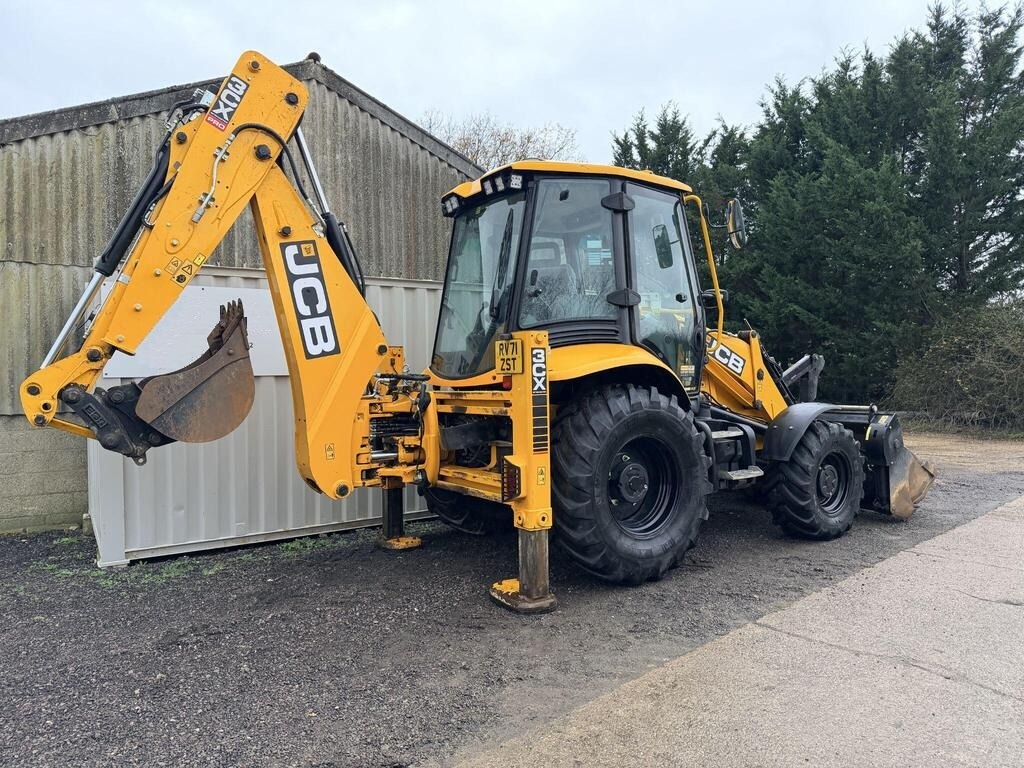 
								2021 JCB 3CX PRO full									