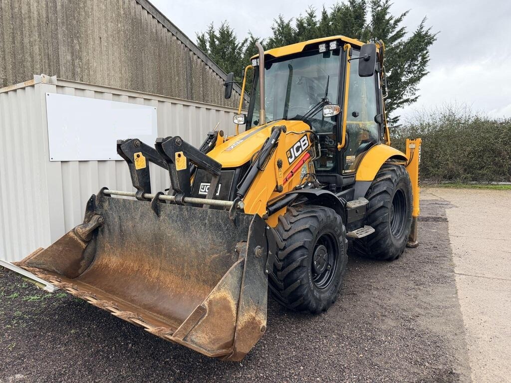 
								2021 JCB 3CX PRO full									