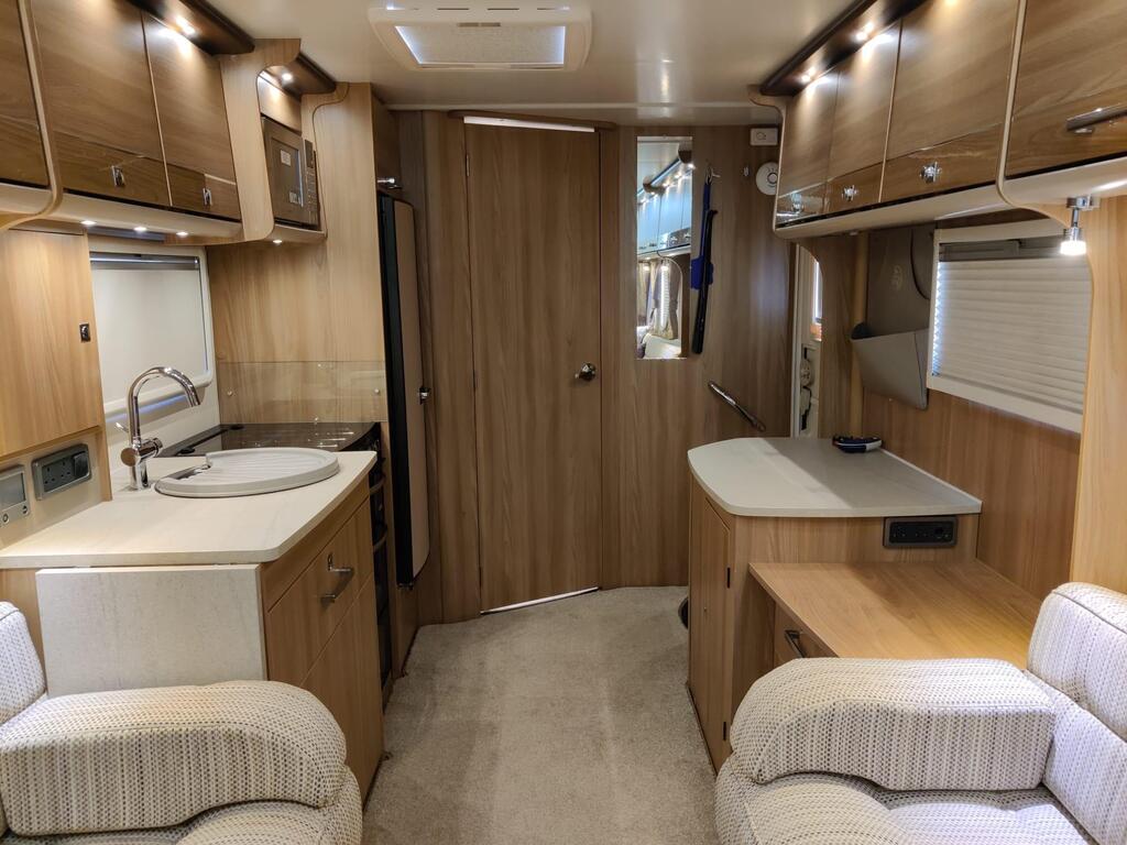 
								2016 Bailey Seville Unicorn 3 Berth 2 full									